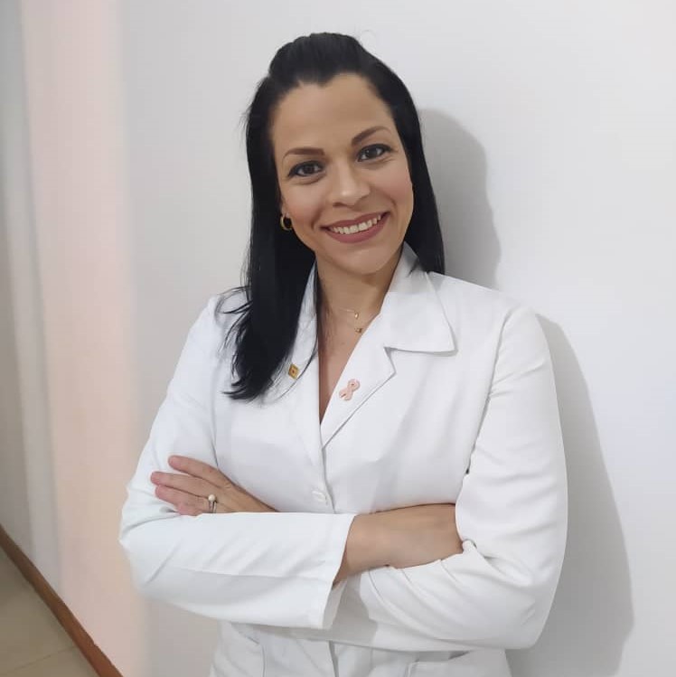 Dra. Eliana Flores